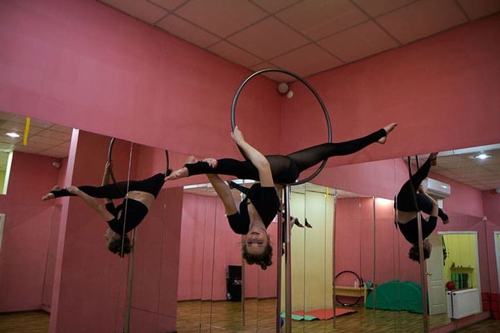 Воздушное кольцо - Школа воздушной гимнастики ALEKSA Studio (Киев).